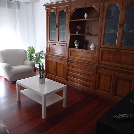 Vivienda Amplia Y Luminosa A Escasos Metros De La Playa De Cangas. ภายนอก รูปภาพ